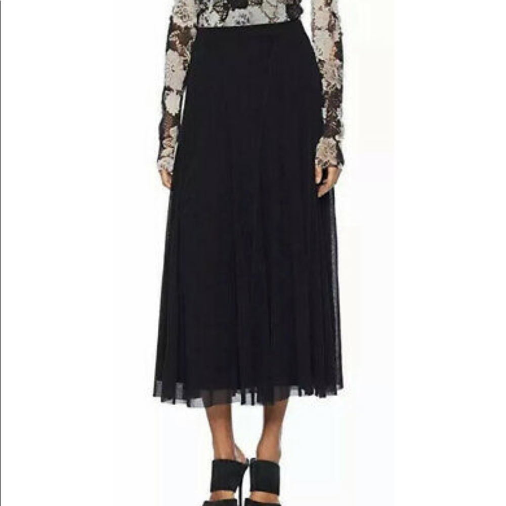 NEW FUZZI black non-wrinkle skirt - XS